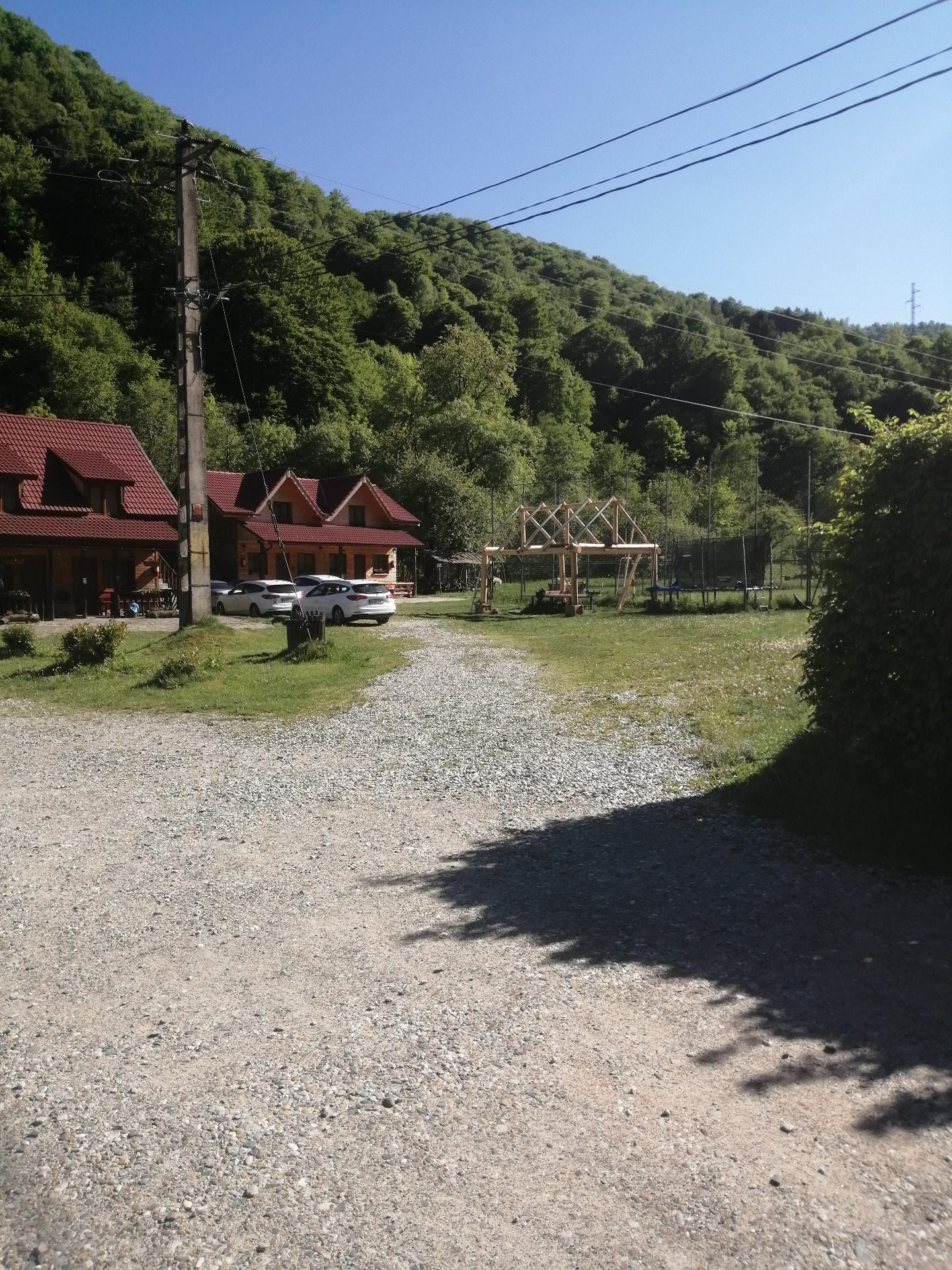 Cabana mică ; Cabana nouă